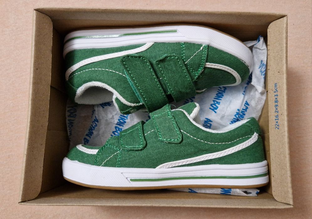 Buty dla chłopca rozm.30 NOWE