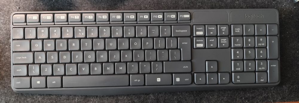 Teclado Logitech K235