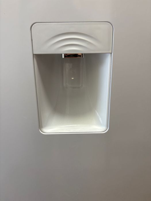 Frigorífico em excelentes condições pra sair rápido!!!