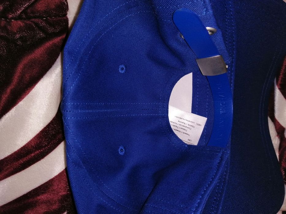 Vendo chapeu armani exchange com fivela em pele genuina