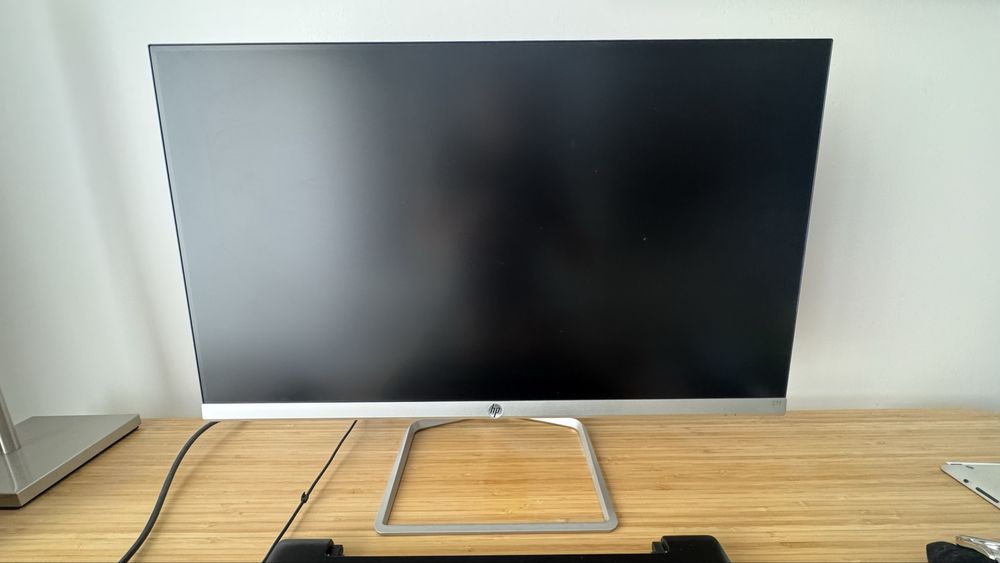 Monitor HP 27” full HD