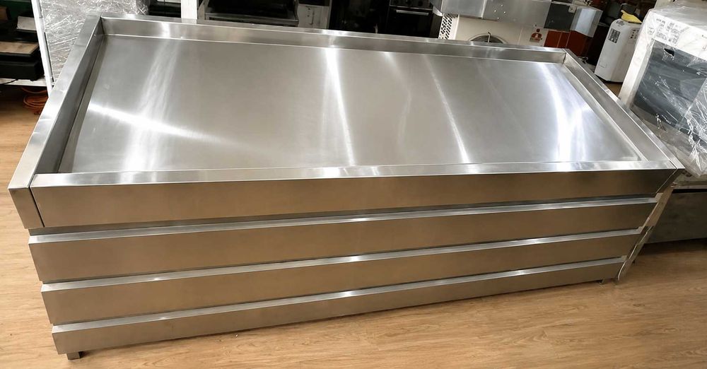Expositor neutro de Peixaria em Inox – Excelente Oportunidade