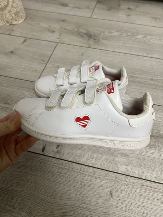 Кросівки оригінальні Adidas stan swith