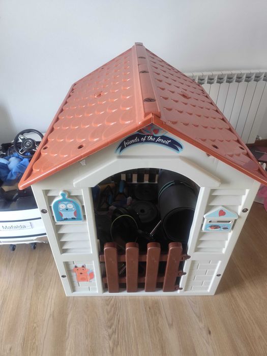 Casa plástico criança