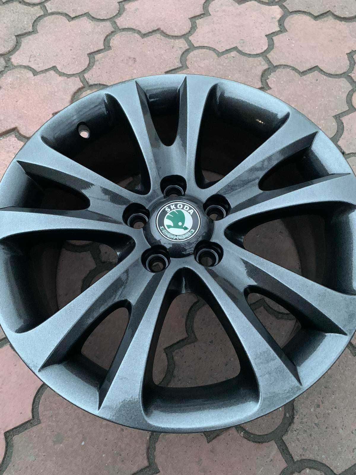 Диски Skoda R17 7j 5x112 ET49 DIA57.1: 100 $ - Диски Київ на Olx