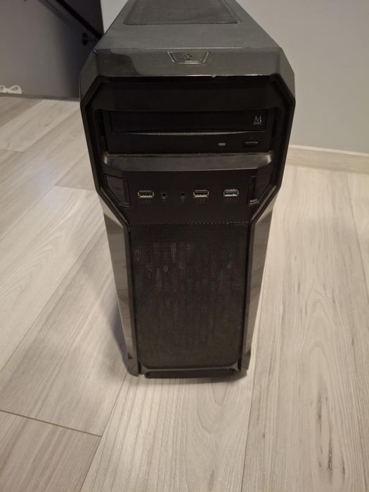 Komputer stacjonarny