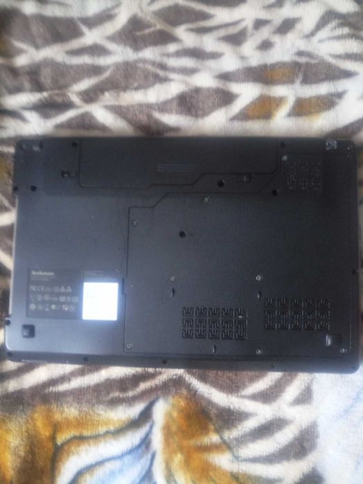 ноутбук Lenovo IdeaPad Z565