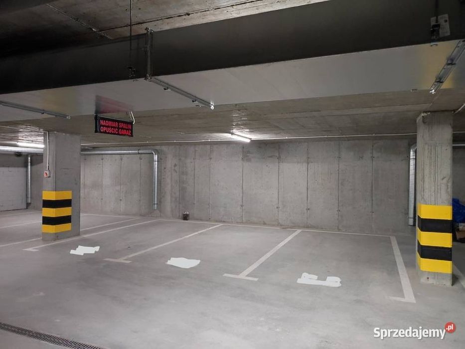 Wynajme miejsce parkingowe KSM Bohaterów Warszawy 2a