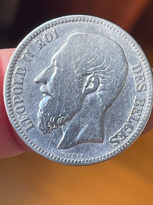 moeda em prata 2 fr 1867 Rei Leopold Bélgica