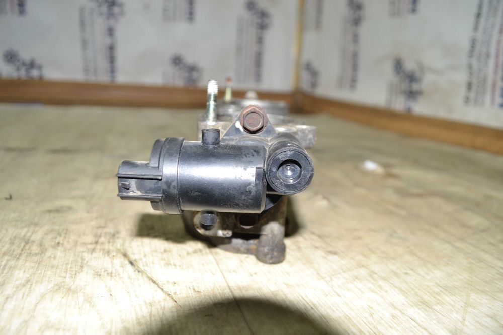 Б/у Впускний колектор з дросельною заслонкою Subaru Impreza WRX 2.0 Бензин Turbo EJ205 14011AA535