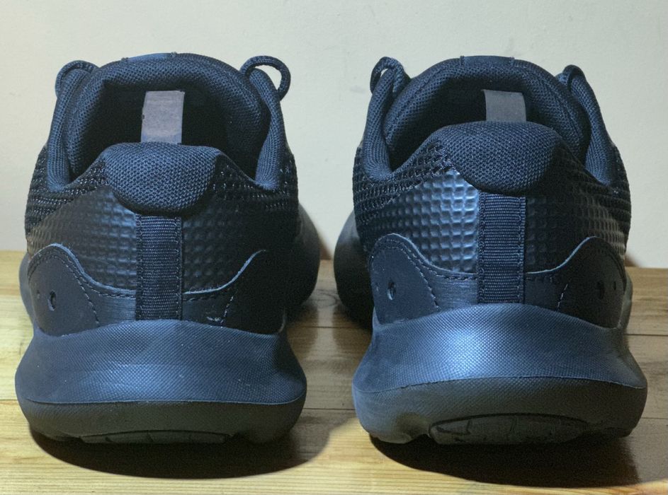 Оригінальні кросівки Under Armour. Розмір 46(30 см)