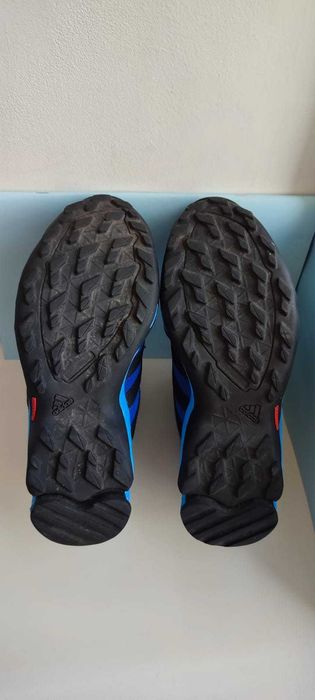 Adidas Terrex AX2 дитячі черевики кросівки зима осінь 24,0см