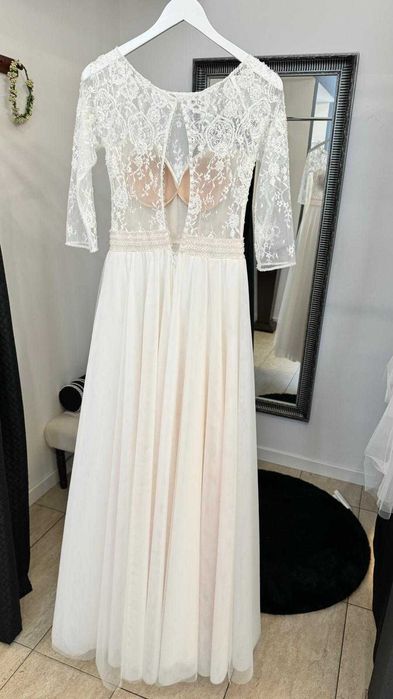 Suknia ślubna z salonu "Violetta", rozmiar 36 / S, STAN IDEALNY !!!