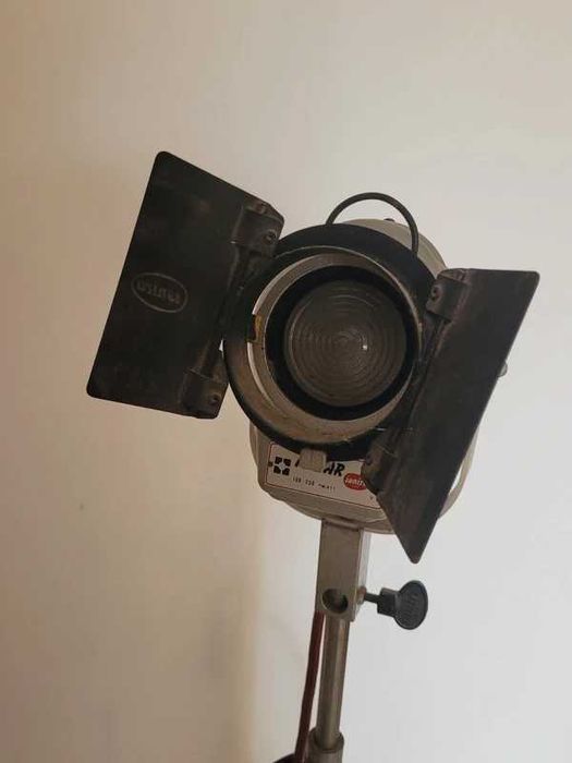 Projector teatro antigo