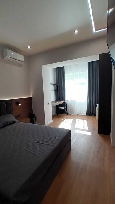 Продам 2к квартиру з дизайнерським ремонтом + техніка, 64 м², вул. Івасюка, Трускавець