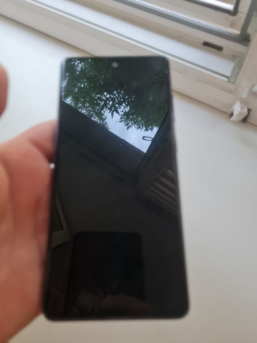 обменяю самсунг с 20 фе