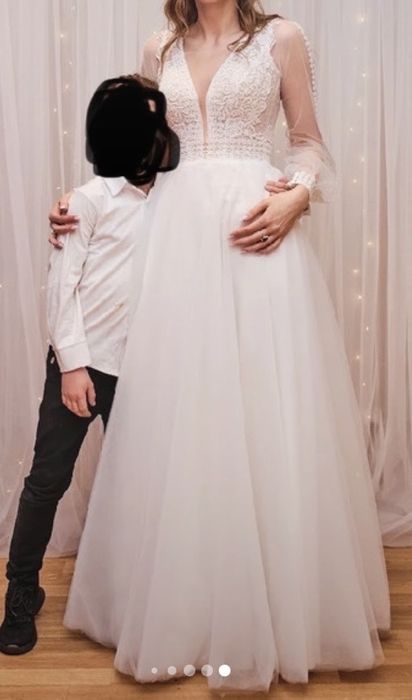 Suknia ślubna w rozmiarze S/M
