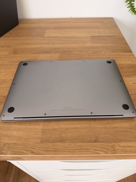 Apple Macbook Air 13’