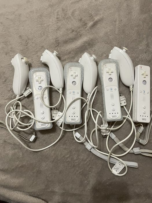 Nintendo Wii контролери та аксесуари