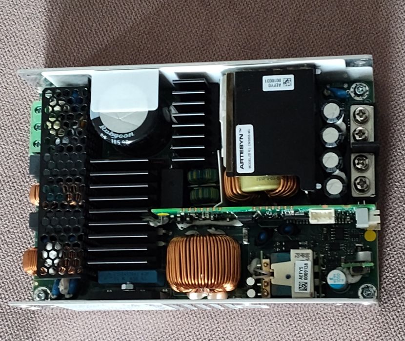 24V 27А Artesyn Power Supply блок живлення 650 Вт новий