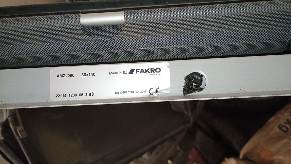 Fakro markiza do okna dachowego