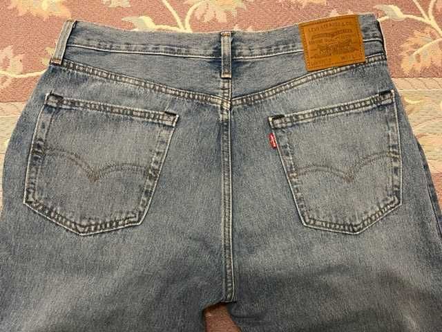 Calças Levi’s 551 (W34 L34) por estrear