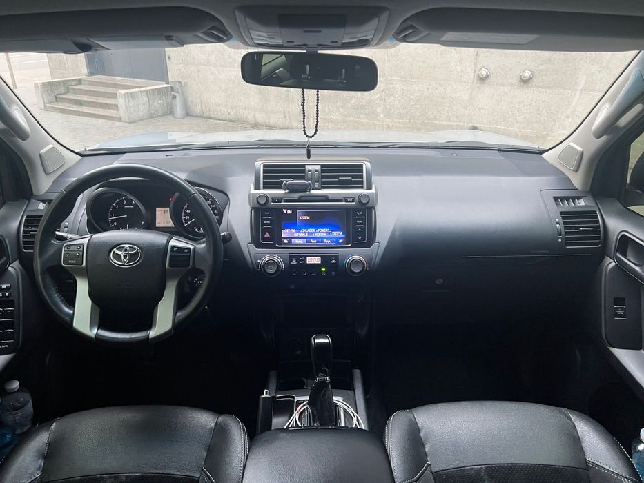 Toyota Land Cruiser Prado 150