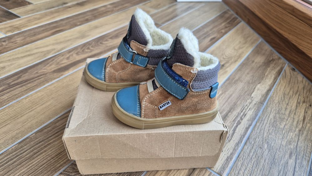 Buciki dziecięce Bartek 21 skóra + wełna