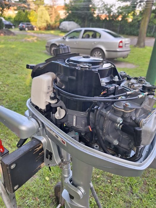 Silnik zaburtowy Honda 6km 4t