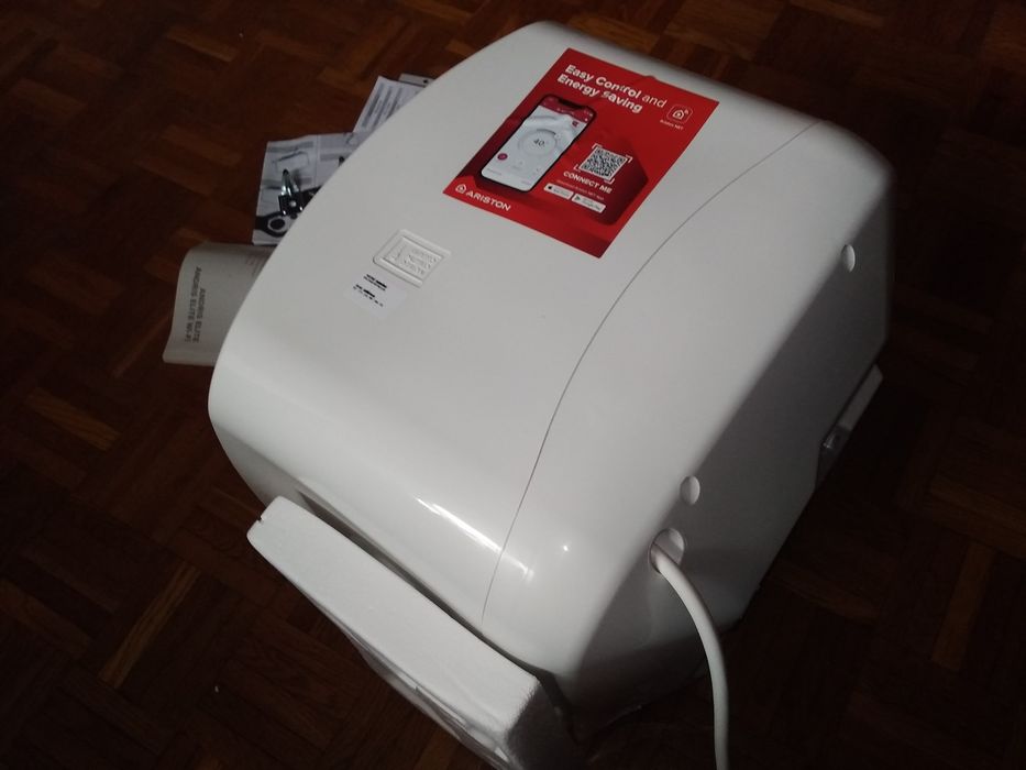 Bojler Podgrzewacz Wody Elektryczny Ariston 15L  Wifi  Nadumywalkowy