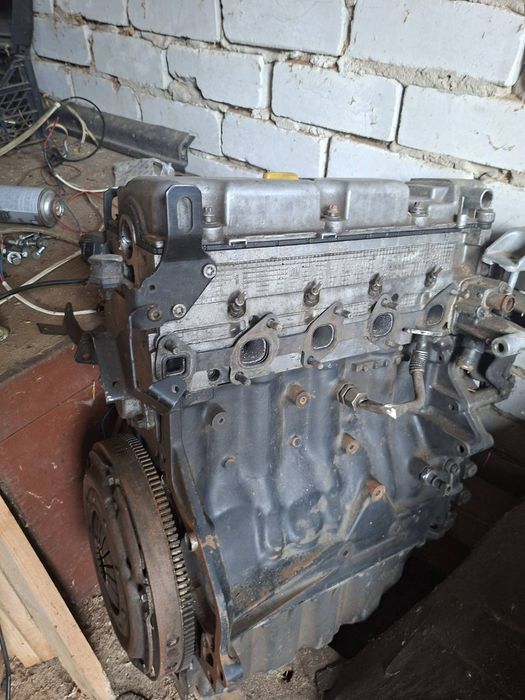 Двигун  Opel Vectra B 2.0