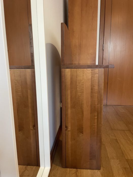 Conjunto Secretária de Trabalho em Madeira + Cadeira Estofada