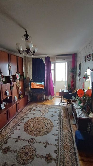 Продам 3-к.квартиру в Александровском р-не, ул. Школьная 25