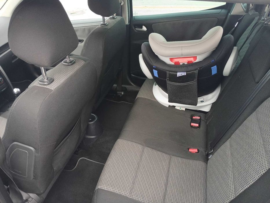 Peugeot 207 SW 1.4 Sportium [2010]