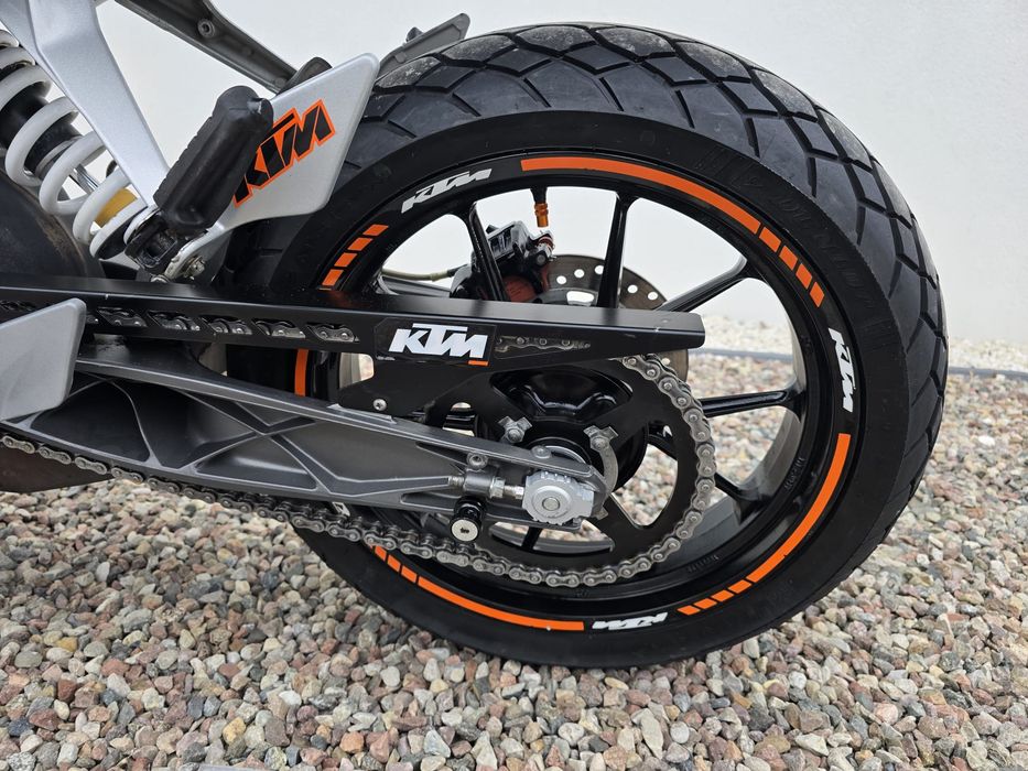 KTM Duke 125/Stan idealny/Niski przebieg