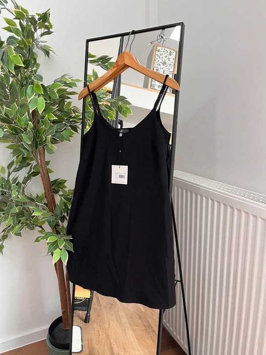Missguided sukienka krótka mini oversize mała czarna 32 xxs