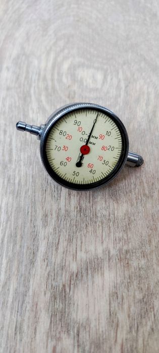 Индикатор часового типу