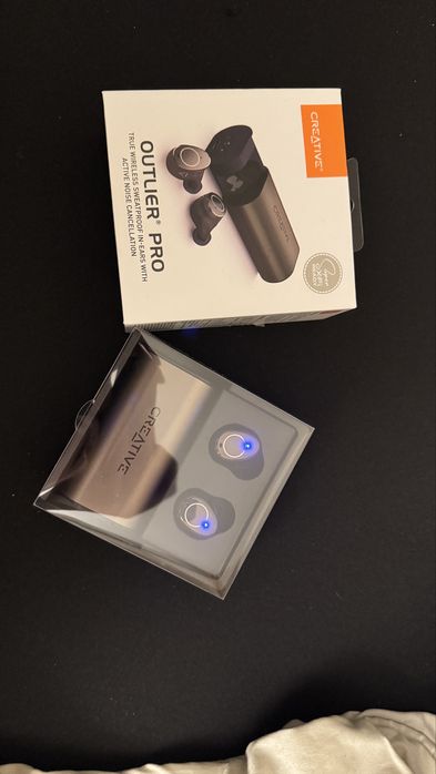 Słuchawki TW ANC Creative Outlier Pro redukcja szumu jak nowe