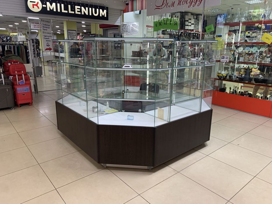 Оренда приміщення 200 м.кв, ТЦ Міленіум, 1 поверх, цент міста