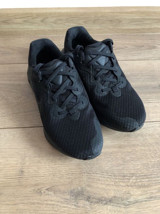 Nike Buty do biegania Renew Run 2