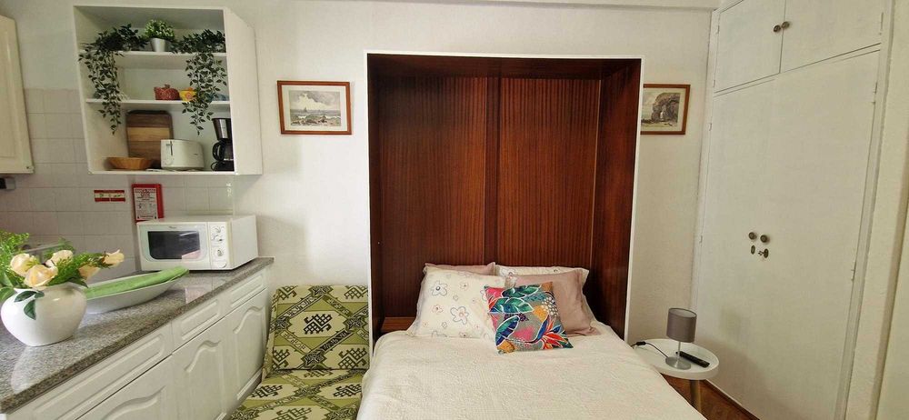Apartamento T0 para férias com piscina em São Martinho do Porto
