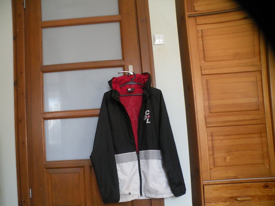 Kurtka Cropp z kapturem