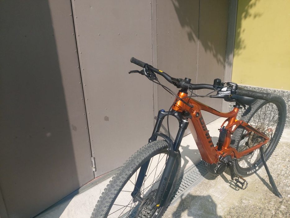 Bicicleta eletrica Giant Stance E+ 2 29er Amber Glow