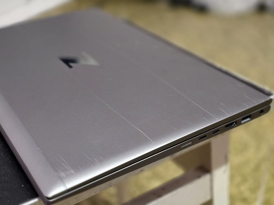 Hp Zbook  FireFly 15 G8