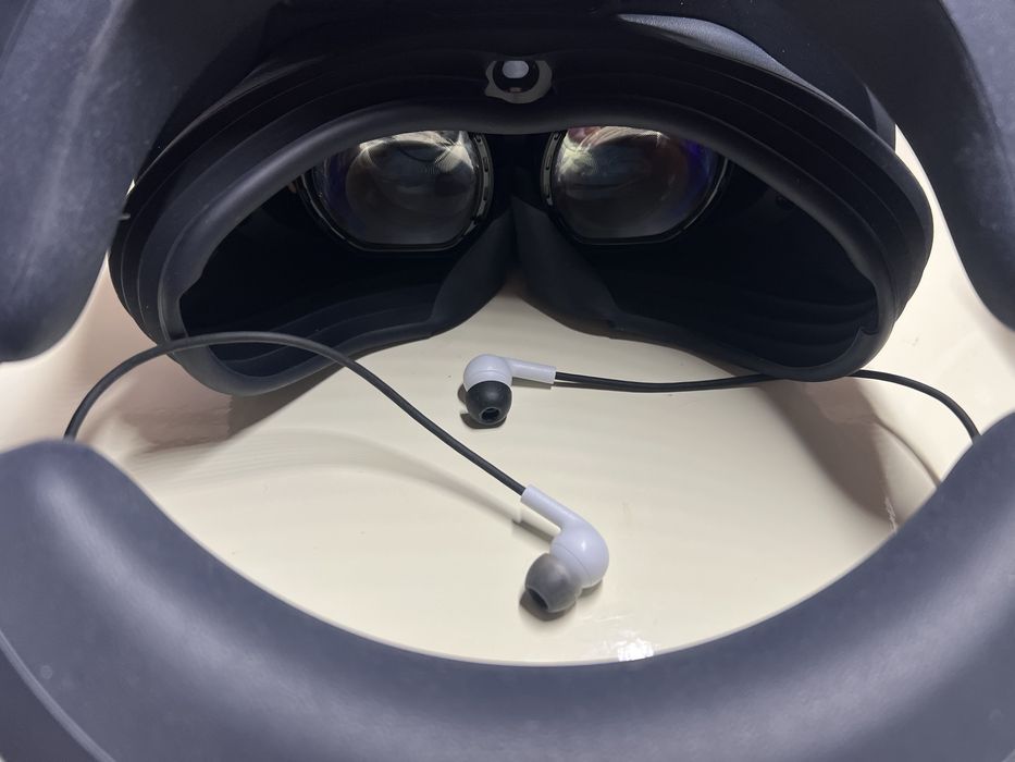 Окуляри віртуальної реальності Sony PlayStation VR2