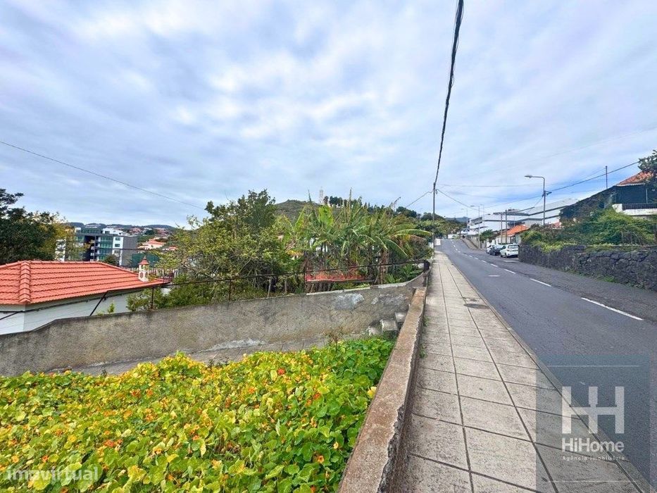 Moradia T1+1 por recuperar no Amparo