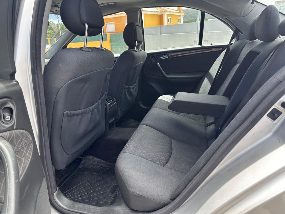 Mercedes C 220 CDI 247.000 kms Nacional