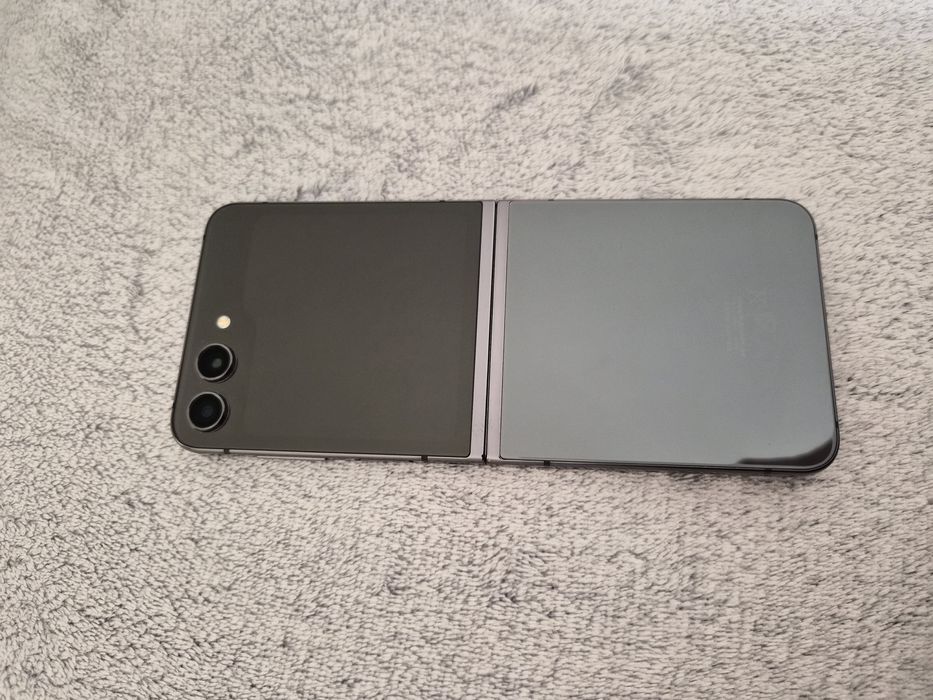 Samsung Z flip 5