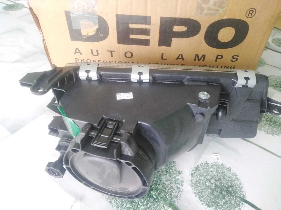 Farol Esquerdo Opel Vetra de 1990 NOVO