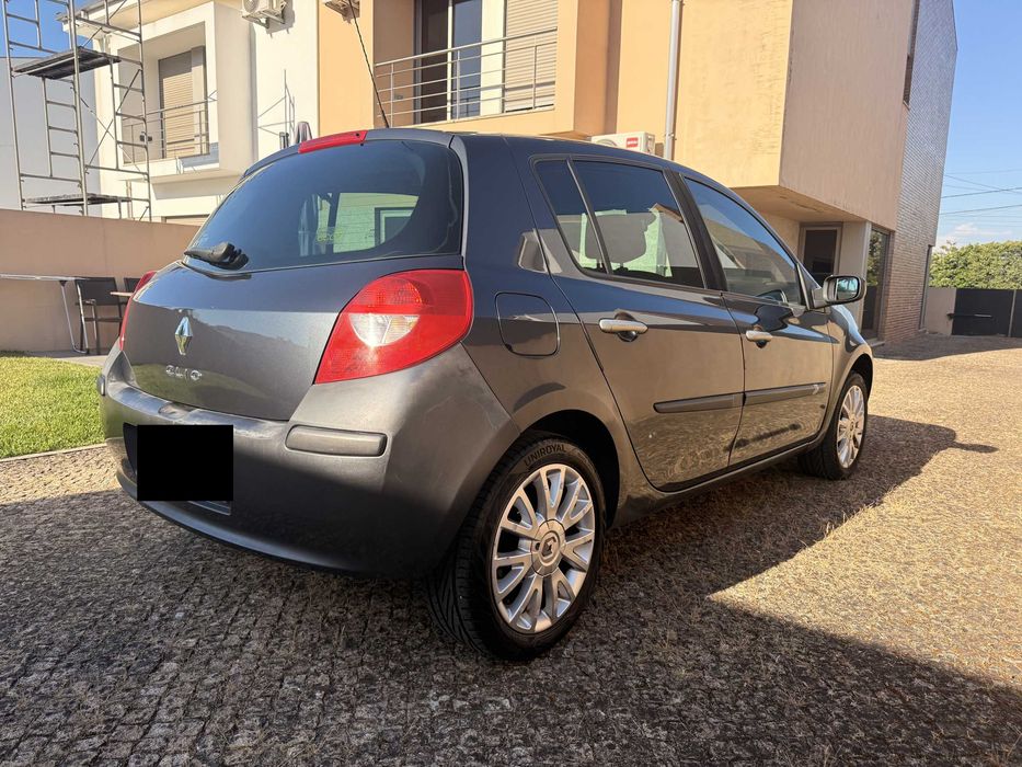 Renault Clio 1.2 16V Dynamique | 2008 | 5 portas | Nacional foto 4